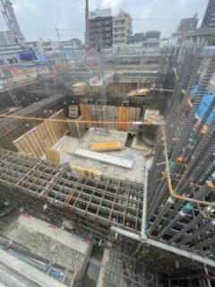 7月4日　OB1丁目マンション　基礎型枠建込