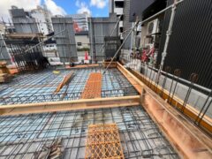 8月7日　千種区OKマンション　土間止型枠施工中